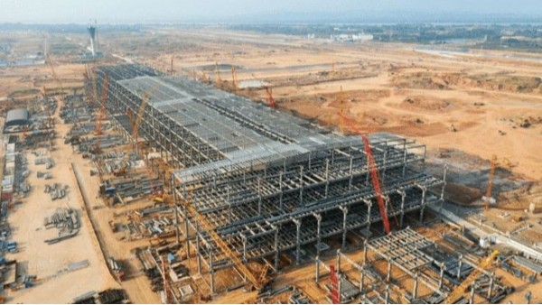 鄂州花湖机场即将建成，计划明年年中投运