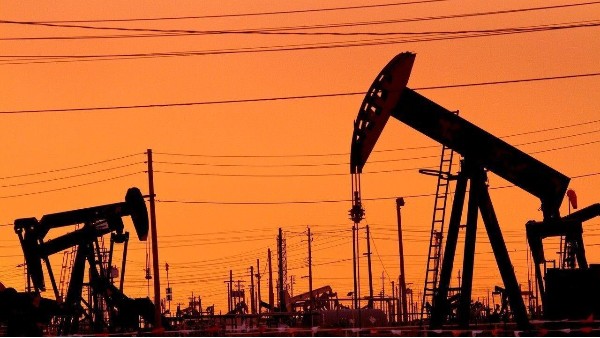欧洲放弃俄罗斯石油供应可能导致石油价格飙升
