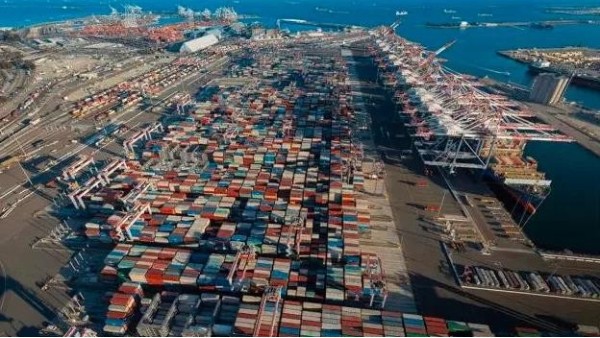 俄远东港口拥堵致滨海边区部分商品涨价