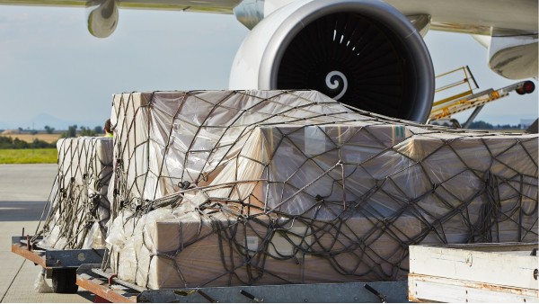 国际航空集团货运公司和NAP专注于小型货运代理业务