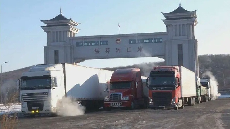 中俄货运专线卡车运输